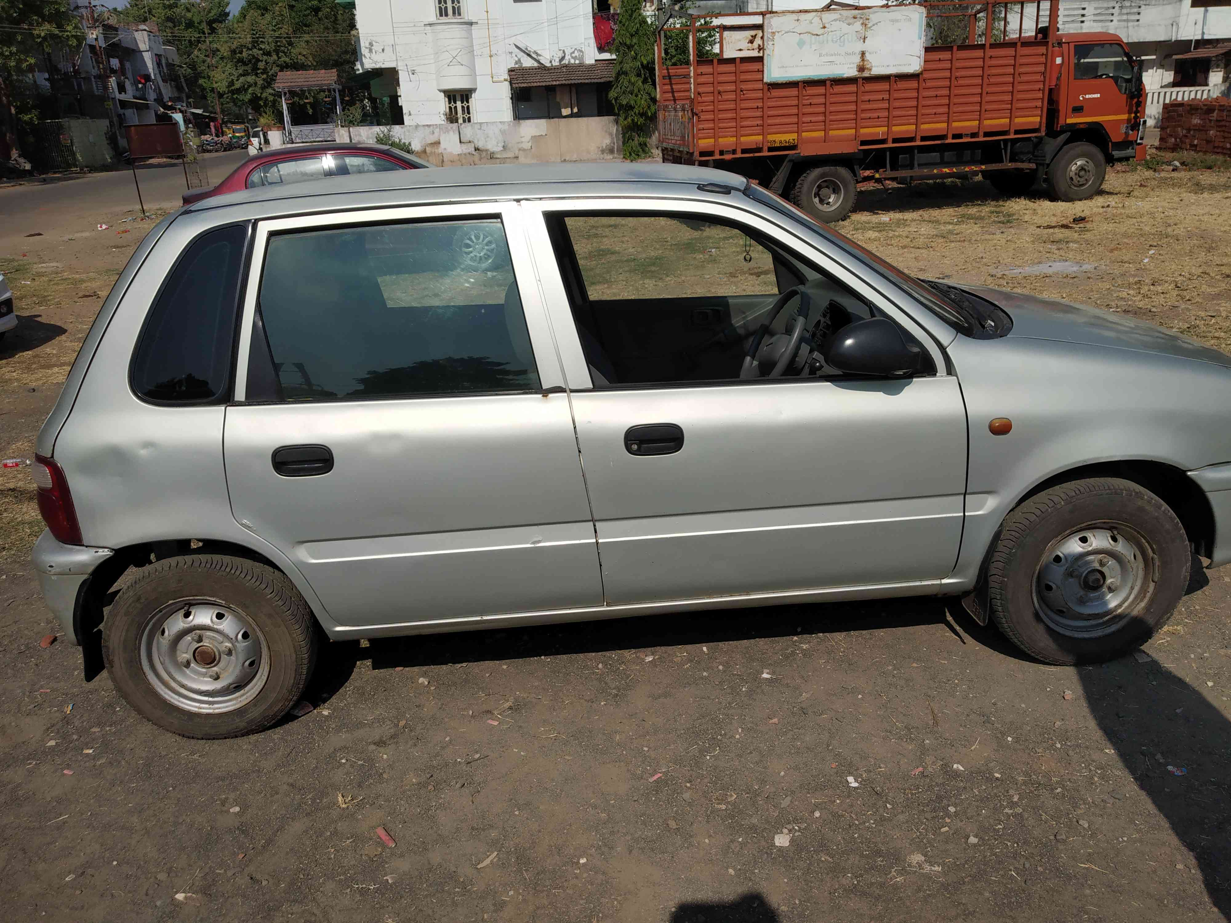 Used Maruti Suzuki Zen LX in Vadodara 2001 model, India at Best Price.